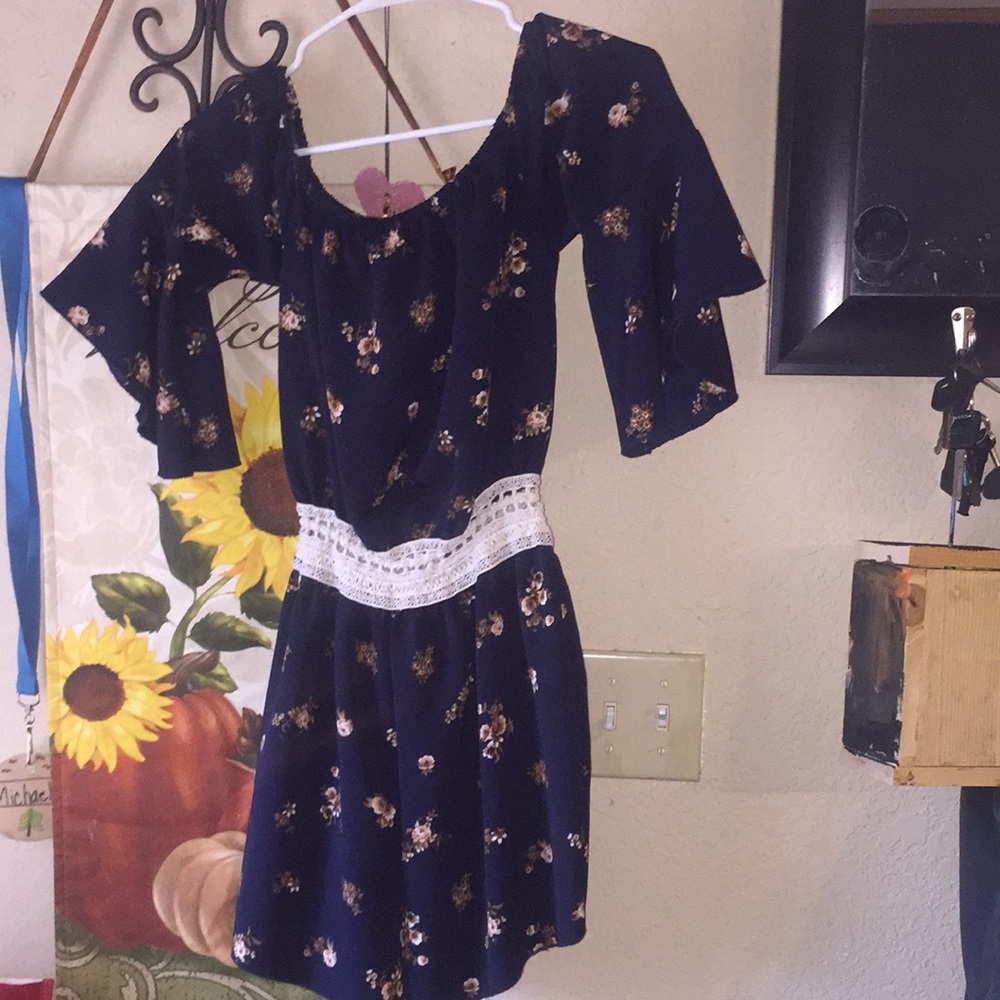 Like new floral romper